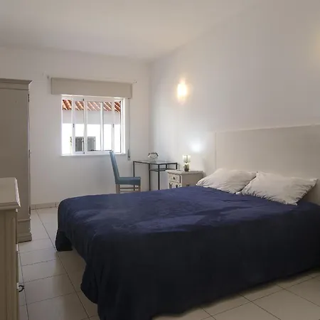 Casa Suzanne - City Wall Nyaraló